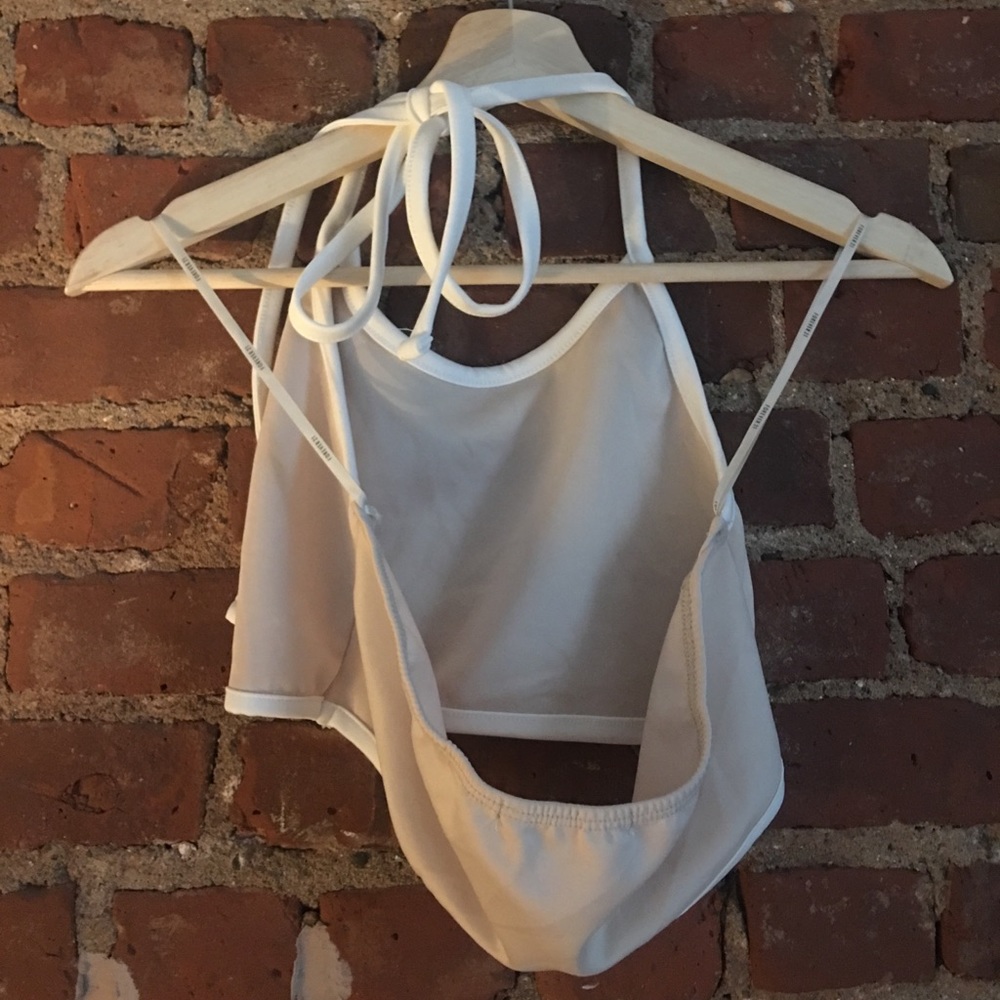 Forever 21 Trendy Halter Crop Top - Picture 2 of 3